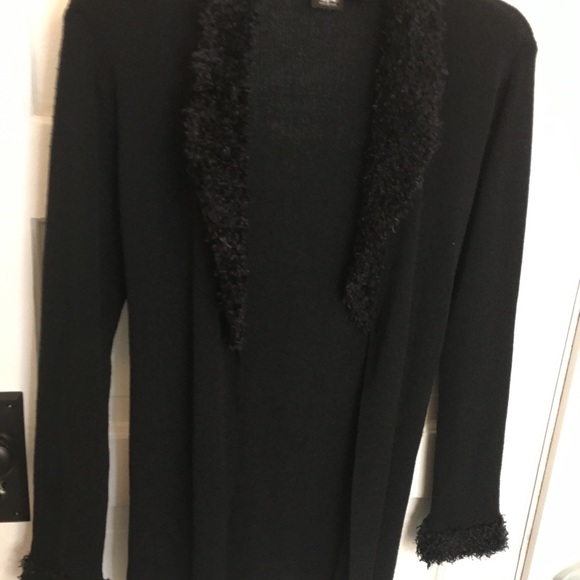 BLACK SWEATER - Picture 3 of 8